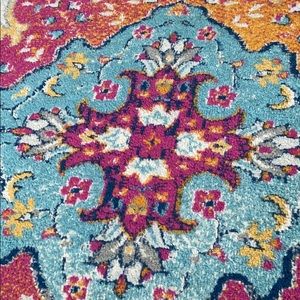 Meet your Posher, Holly